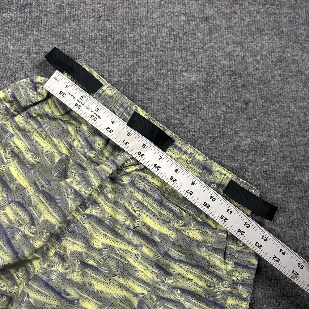 Patagonia Fish Print Shorts Mens Small Gray Elastic Waist Adjustable Belt - Picture 5 of 5